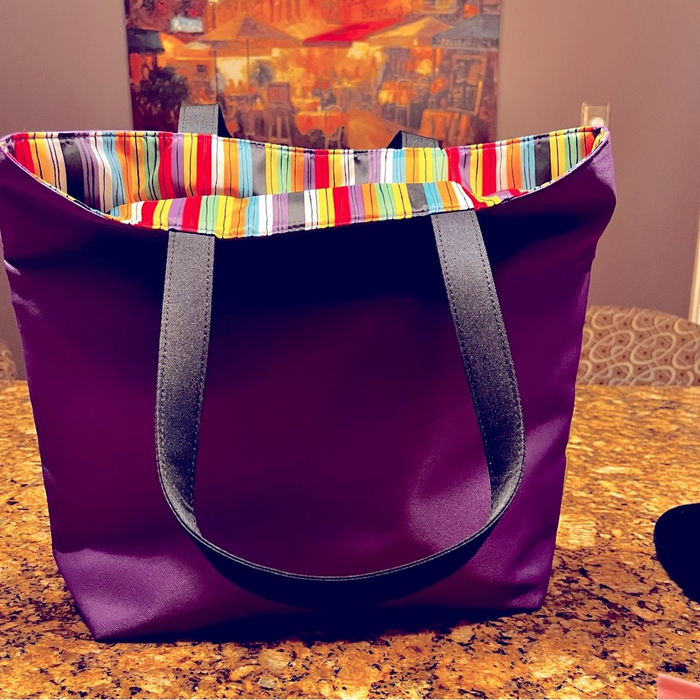 Clinique Tote * Free with $20+ Purchase